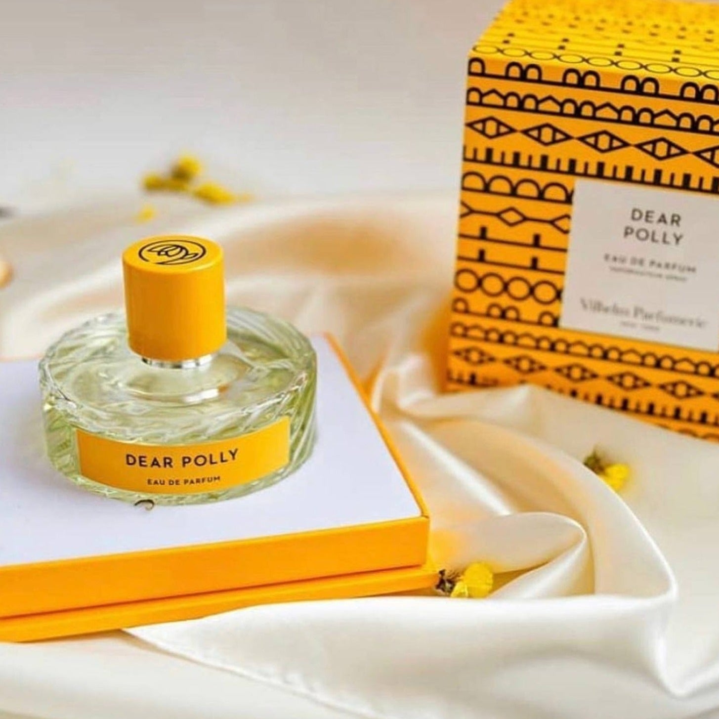 Vihelm Parfumerie store Dear Polly