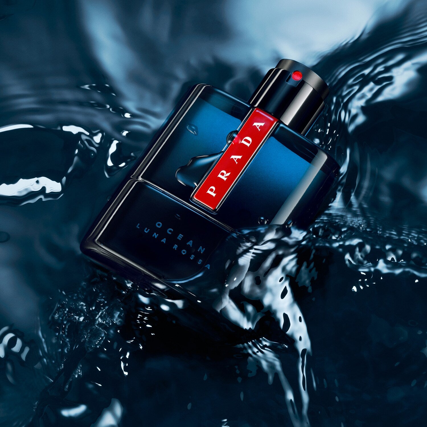 Prada offers Luna Rossa ocean