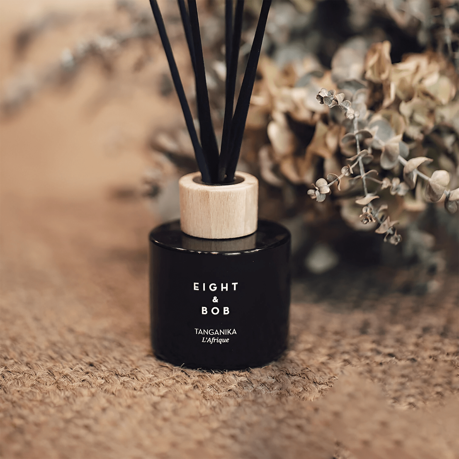 Eight & Bob Tanganika L'Afrique Scented Candle | My Perfume Shop